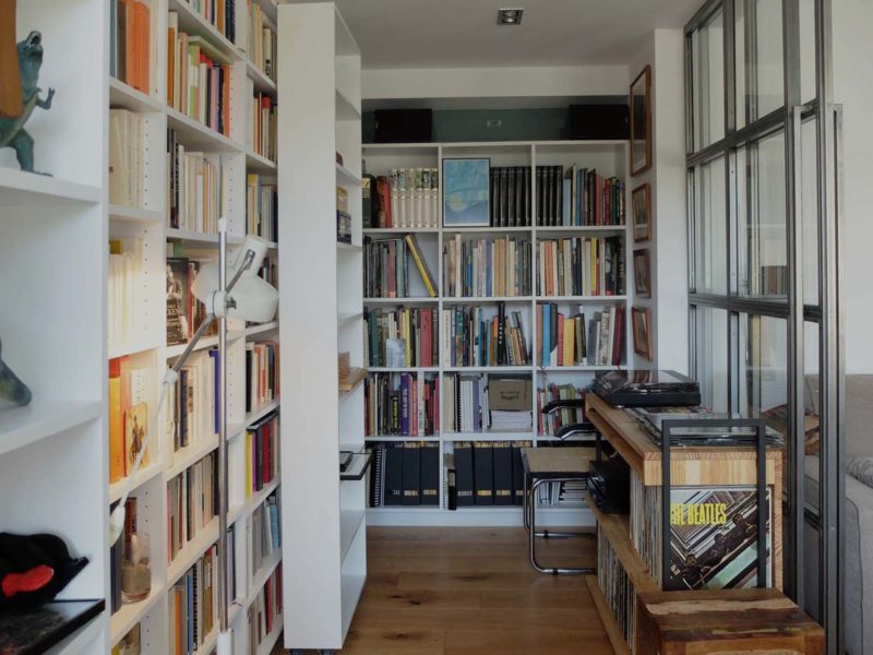 Interiorista Barcelona proyectos reformas viviendas Libreria